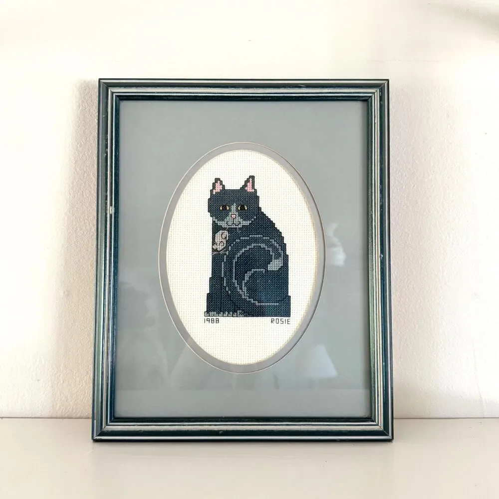 Vintage 1988 Cat Cross Stitch Wall Art / Handmade Framed Kitty Mouse Needlework